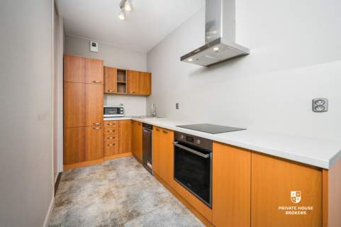 64m 2pok lokal, garaż, balkon klimatyzacja ul. Lea