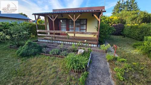 105000 DOM ROD 25/300 m2 dom nad jeziorem