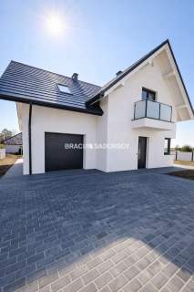 Nowoczesny dom z ogrodem 155m2