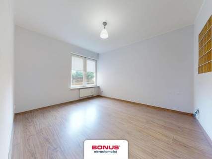 3 pokoje na parterze z balkonem Gumieńce