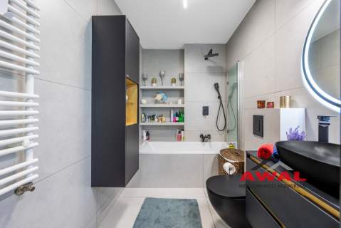 słoneczny apartament 180 m od linii brzegowej