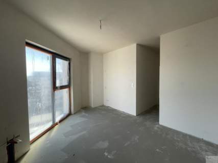 Apartament - 4 pokoje 7 piętro BEZ PROWIZJI.
