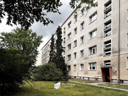 Kawalerka blisko CKD I KW I Piwnica