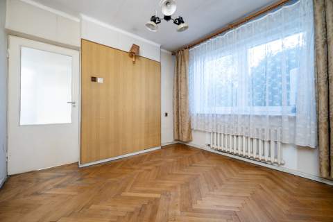 Bliźniak z 2 garażami w Łasku