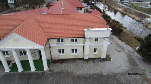 Pałac Łazienkowski centrum Staszowa