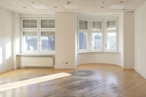 Lokal Biurowy 370 m2 Oławska