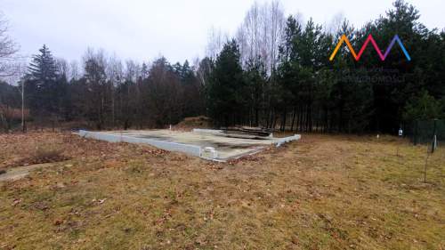 Wynki- działka z rozpoczętą budową