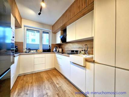 Po generalnym remoncie / Mieszkanie 104 m2 plus taras 14 m2 nad