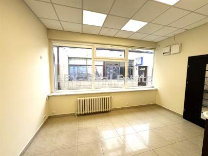 Centrum Pruszkowa lokal usługowy 33 m - od zaraz.