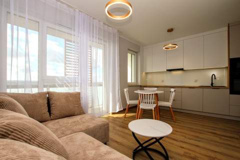 nowe - nigdy niezamieszkałe, balkon
