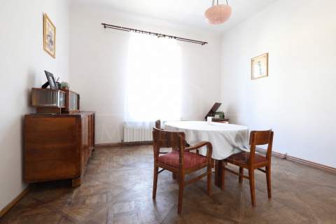 106M W CENTRUM CZYNSZ 0 ZŁ GARAŻ 5135 ZŁ/M 