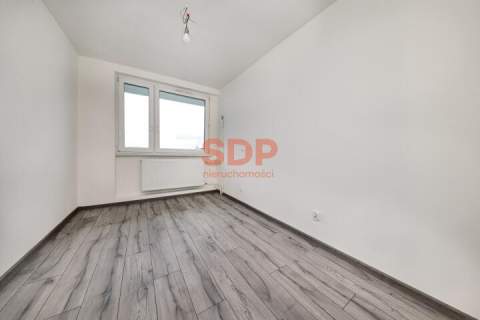 Apartament po remoncie 18. piętro 4 pokoje Tysiąclecie