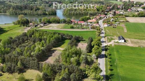 Działka marzeń przy jeziorach   cisza i natura 