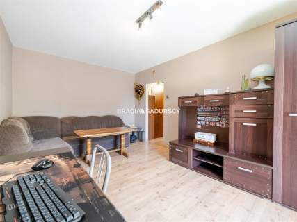3 pokoje 1 piętro balkon DH Wanda
