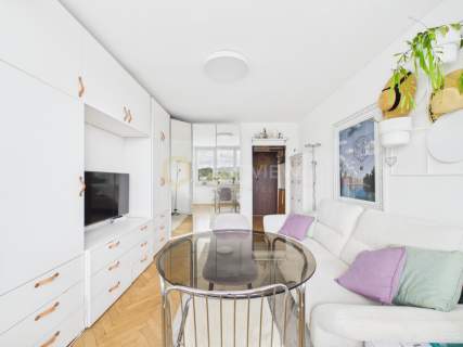 2 pokoje przy Łazienkach balkon zieleń i cisza