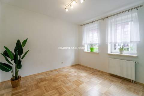 Duże 3-pok.mieszkanie/70m2/1.piętro/Bronowice