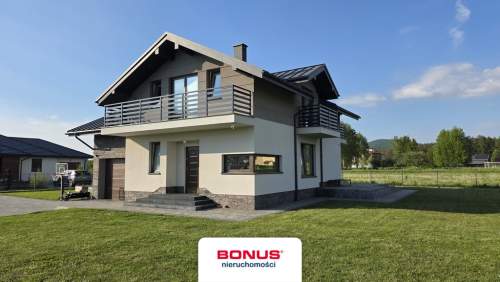 Dom z dużym ogrodem i garażem 3 km od Krosna