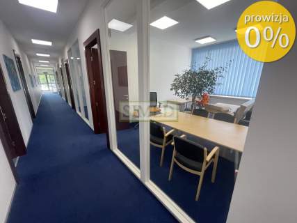 Wysoki standard,recepcja,dostęp24h,parking,ochrona
