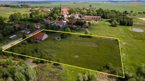 Przestronny dom z nowym dachem i instalacjami Działka 7200 m2,...