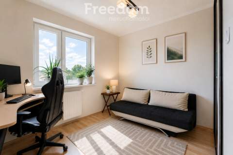 5 pokoi dwupoziomowe komórka balkon