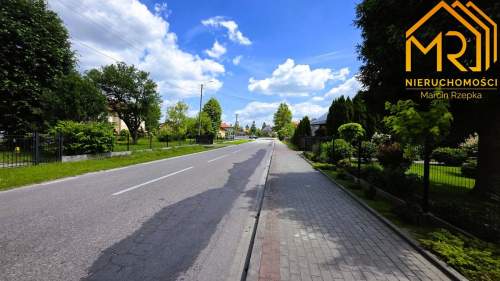 Działka pod zabudowę blisko centrum Radłowa