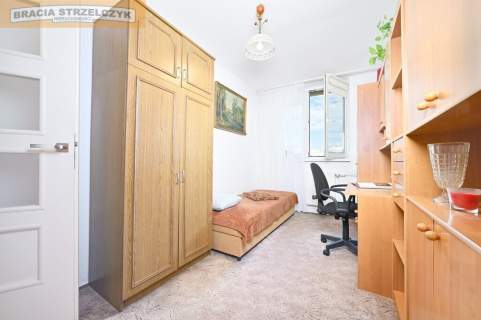 Służewiec. 2 pokoje. Balkon