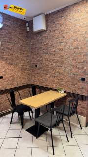 Gastro do Przejęcia na Przystanku Tramwajowym 