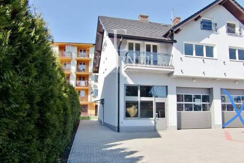 Przestronna siedziba firmy 350 m2 blisko centrum