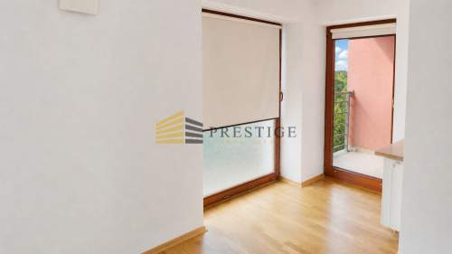 Prestigious Location Neighberhood Modern House