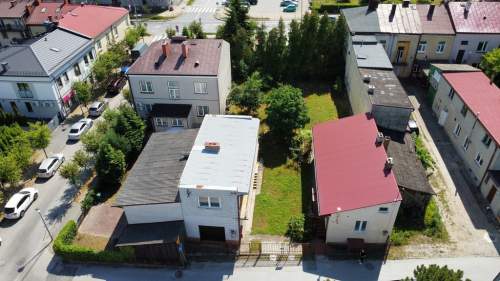 Dwa domy 165 m2 na działce w centrum Zwolenia.
