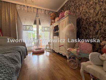 JAROSZÓWKA DOM PRZY SAMYM LESIE