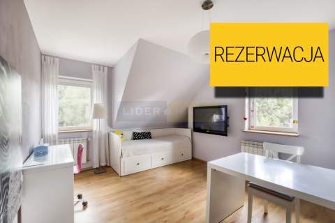 DWURODZINNY,, REZERWACJA,,