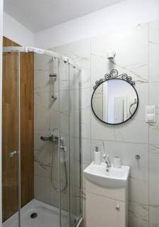Wróblewskiego 54 - studio, pet friendly