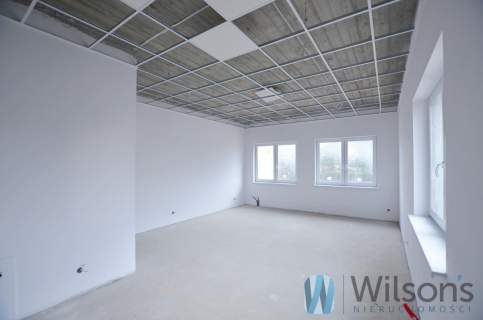 Łomianki Centralne Lokal/Biuro 220 M2, Parking
