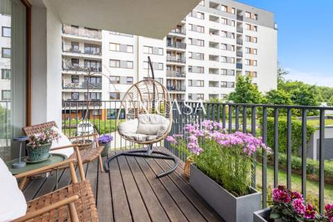 Nowoczesny apartament z dużym tarasem na Woli