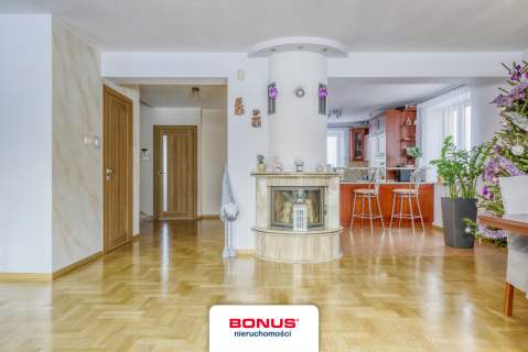 Komfortowy dom bliźniaczy w Ursusie 