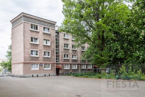 Śródmieście Muranów Kawalerka dobra komunikacja