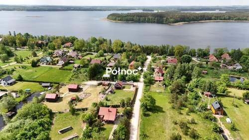 Sajzy gm. Ełk, uroczy domek nad jeziorem Łaśmiady