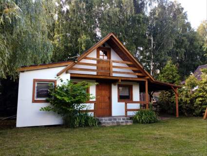 Domek nad jeziorem