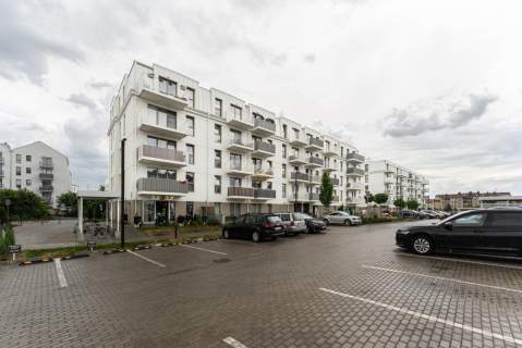 nowe budownictwo/ miejsce parkingowe/ ogródek