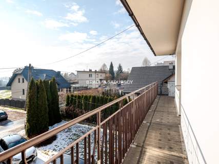 Rząska dom 250 m2 działka 6 arów ocieplony
