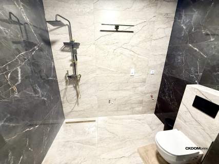 Plaza Tower II 56,12 m klimatyzacja garaż