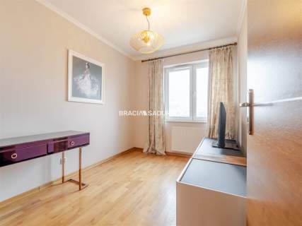 Nowoczesny apartamentowiec w centrum miasta