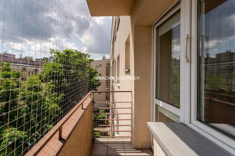 2 pokoje / 32 m / Balkon/AGH/ Idealne pod wynajem