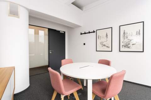 Prywatna 3-4 - osobowa w Regus Okraglak