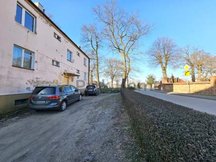Ustawne mieszkanie garaż ogródek 3 piwnice