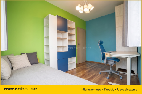 3 pokoje w centrum, 67 m garaż z prądem