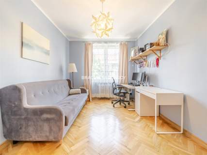 2 pok/ os. kuchnia/ balkon/ ul. Królewska.