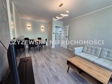 KOMFORTOWE PRZY UL. ORZESZKOWEJ 7, DRUGIE PIĘTRO