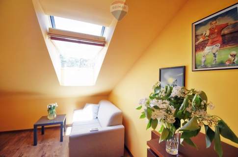 Apartament wakacyjny w sercu sosnowego lasu